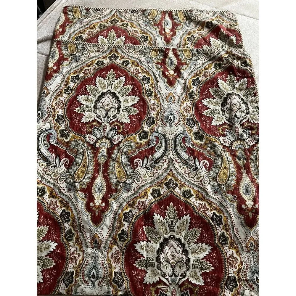 Rose Tree‎ Harrogate Paisley King Size Pillow Shams (2)
